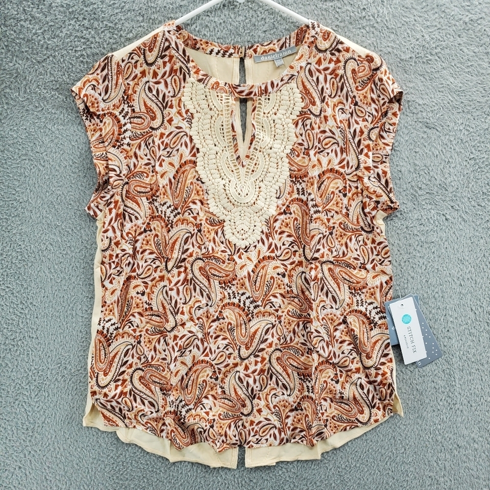 Daniel Rainn Blouse Size Medium Petite Paisley Sleeveless Lace Womens NWT Boho